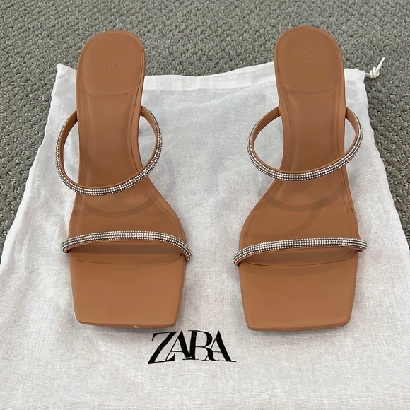 Brand New Zara Heels - Picture 1 of 2